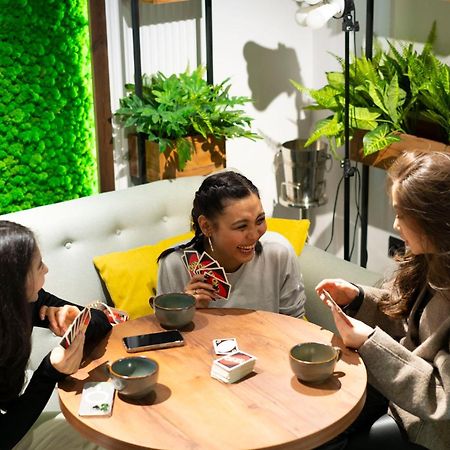 Aiva Hostel Bishkek Ngoại thất bức ảnh