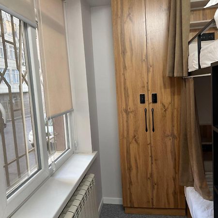 Aiva Hostel Bishkek Ngoại thất bức ảnh
