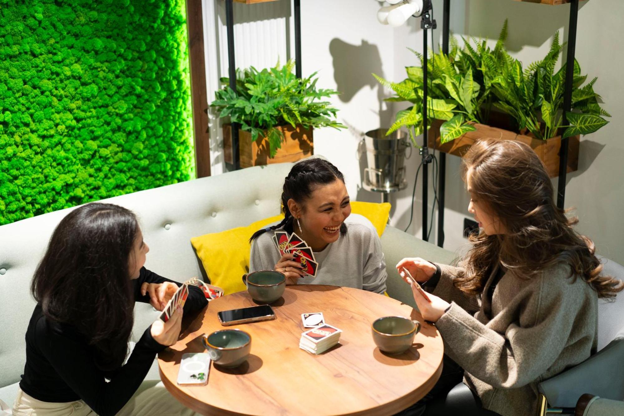 Aiva Hostel Bishkek Ngoại thất bức ảnh