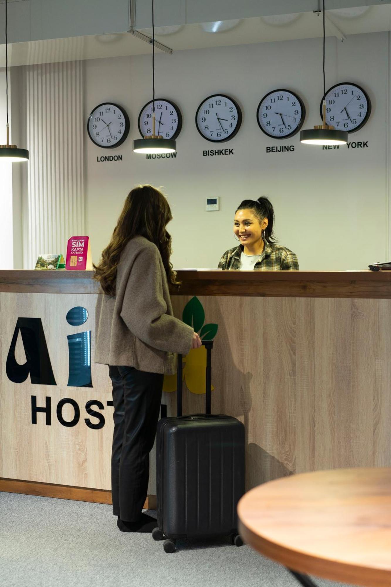 Aiva Hostel Bishkek Ngoại thất bức ảnh
